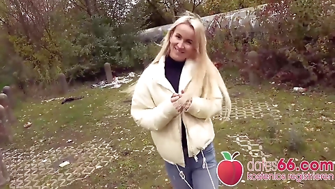 Hawt chick is a cock in her mouth