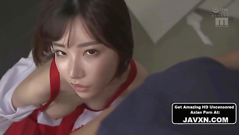 Sexy milf shows off her pussy and mouth