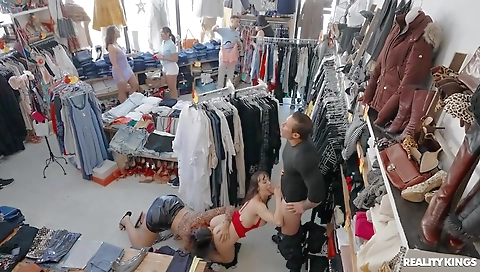 Married up alexis take propos foreheadn facial