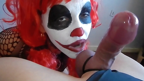 Mature andi chrissyer fuck on the beach