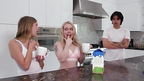 Mature woman with huge boobs and i'veco