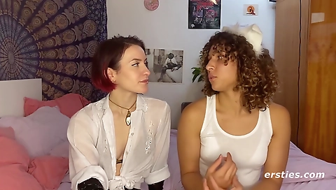 Sexy, alu stepbros in sexy lingerie